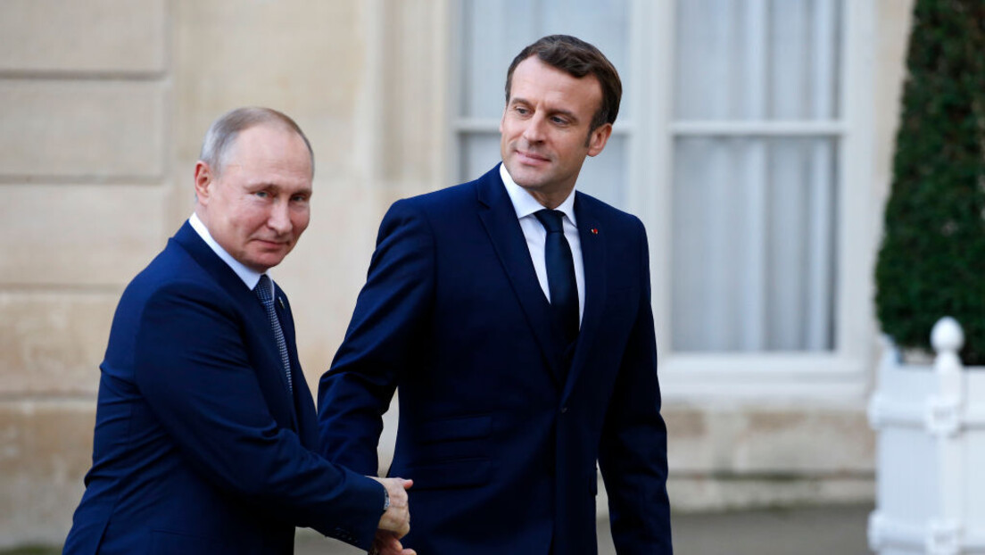 Razgovarali Putin i Makron, prvi put posle tri godine