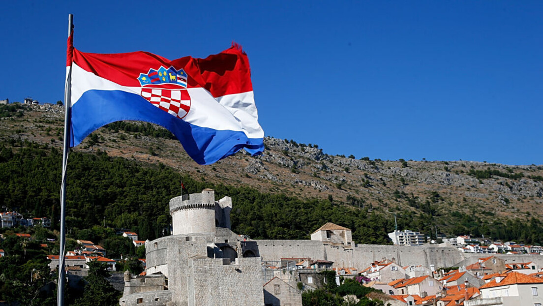 Hrvatska političarka zahteva zabranu Tompsonovih koncerata: Koji sve stihovi slave ustaše?