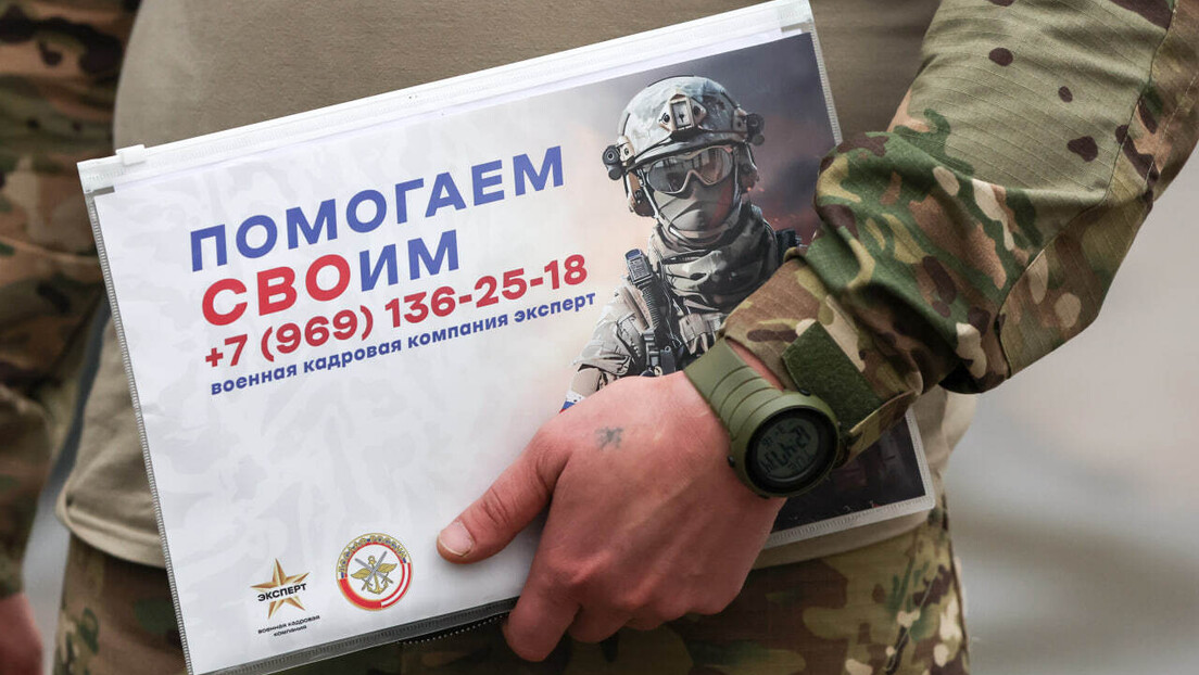 Talas rodoljublja: Medvedev pohvalio rezultate regrutacije