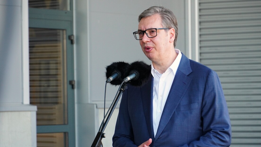 Oglasio se predsednik Vučić o sutrašnjem protestu: Ne rušite Srbiju