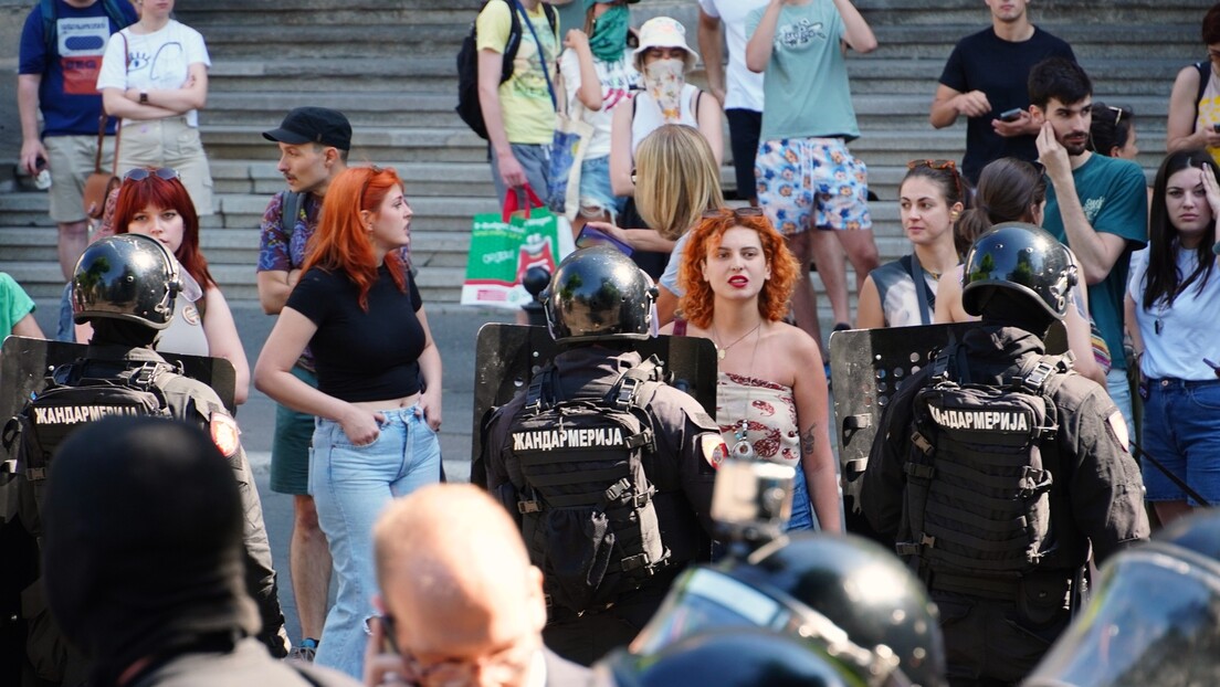 Gradski prevoz u Beogradu funkcioniše, blokade u Zemunu