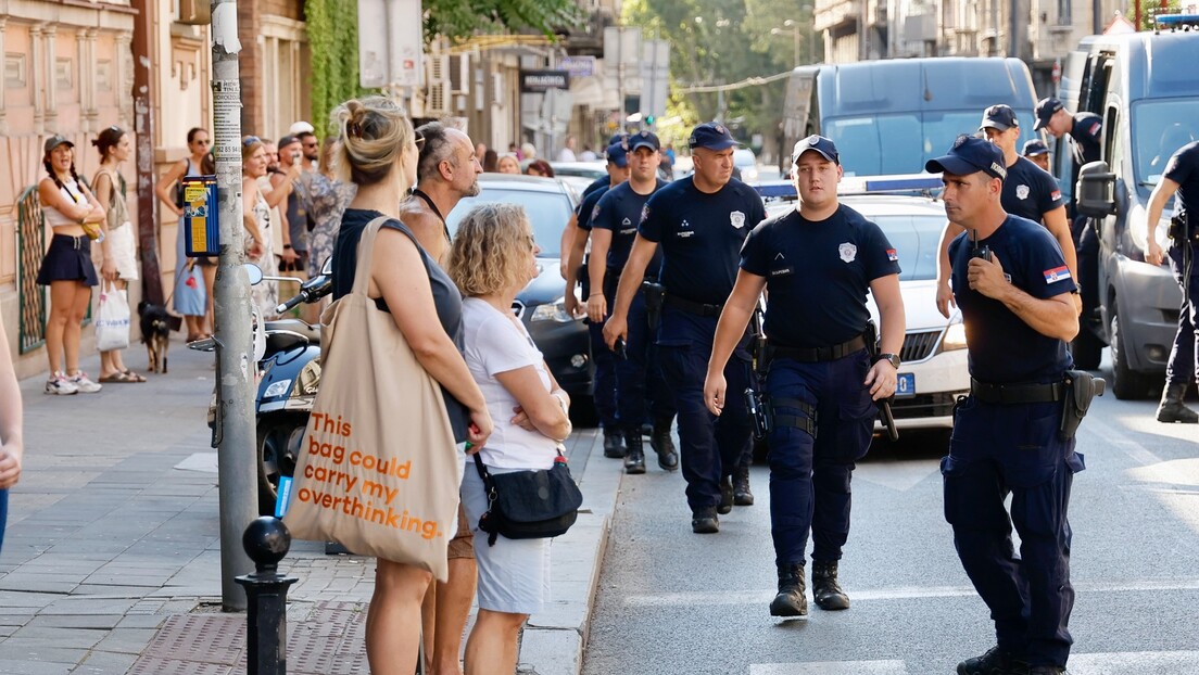 Beograd: Gradski prevoz po redu vožnje, zastoj u Zemunu