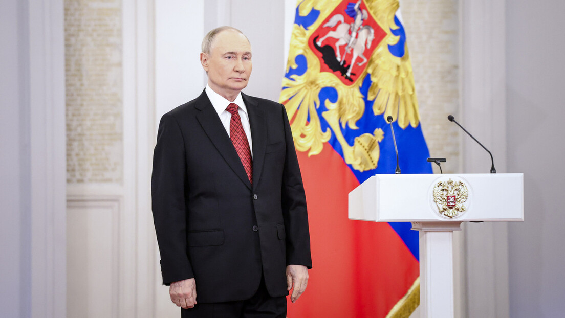 Putin na izložbi Narodnog fronta "Sve za pobedu!"