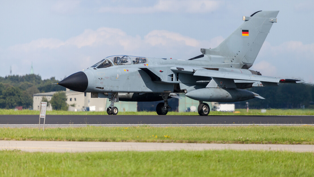 Nemačka u strahu od kineskog "napada": Laserom ciljali avion?