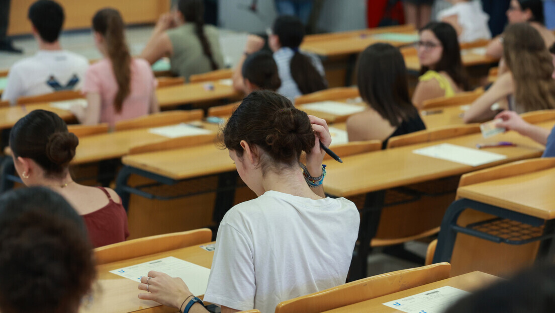 RT Balkan saznaje: Samo jedan fakultet u Srbiji povećao školarinu za samofinansirajuće studente