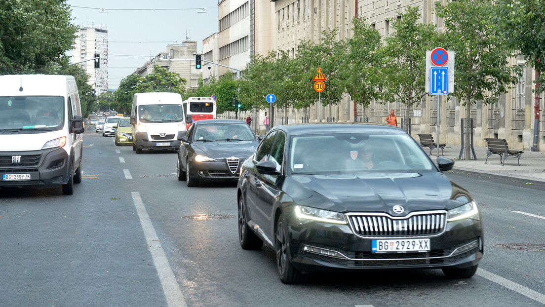 Sve ulice u Beogradu prohodne, gradski prevoz funkcioniše po redovnom režimu