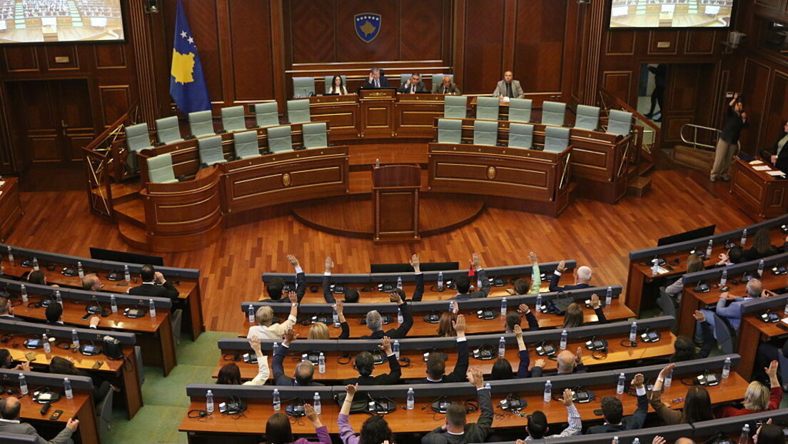 Možda jure Ginisovu knjigu rekorda: Sednica parlamenta lažne države prekinuta 46. put