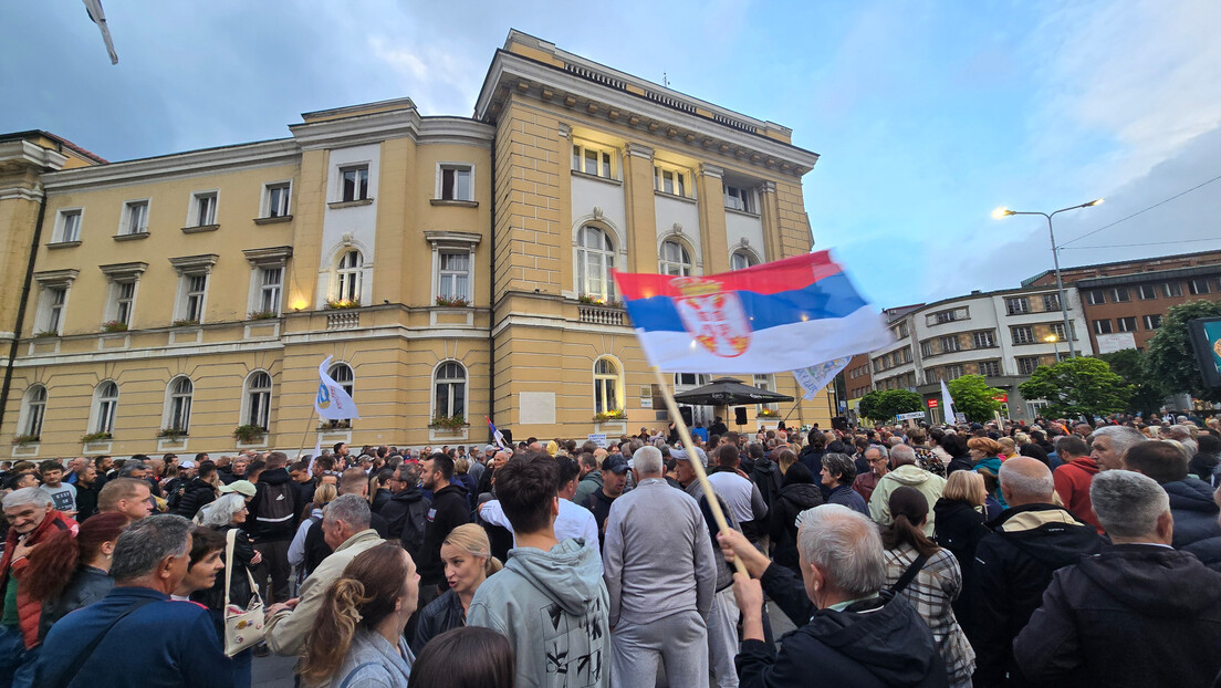 Протест у Ужицу: Блокирана магистрала, траже ослобађање девет притворених