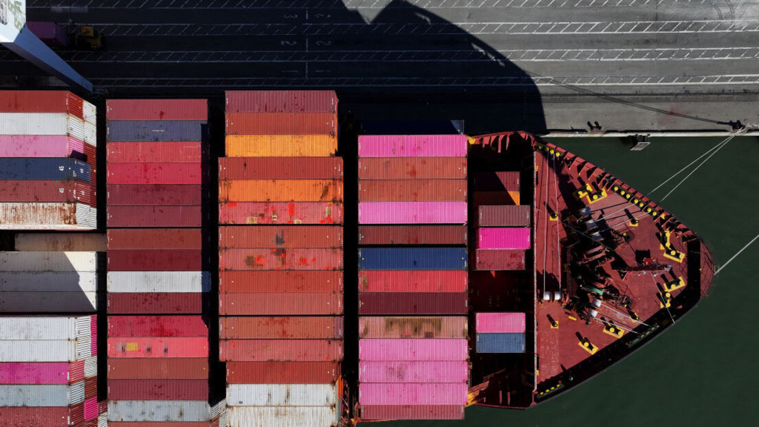 SAD uskoro šalju pisma o carinama i manjim zemljama