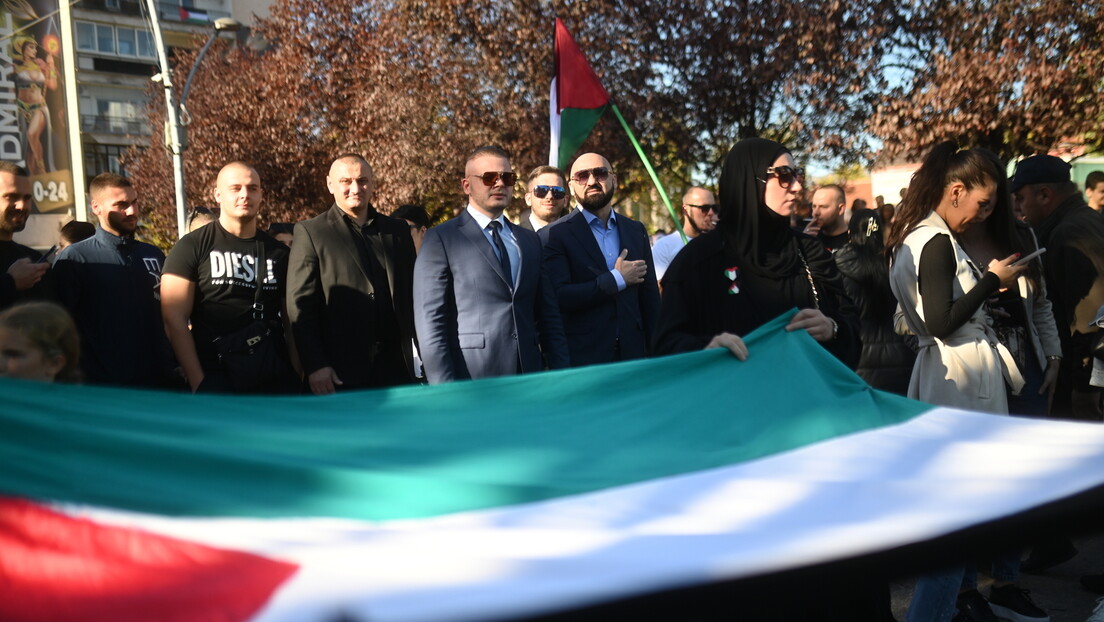Sve u krugu porodice: Ministar policije BiH dao priznanje sinu – upravniku zatvora