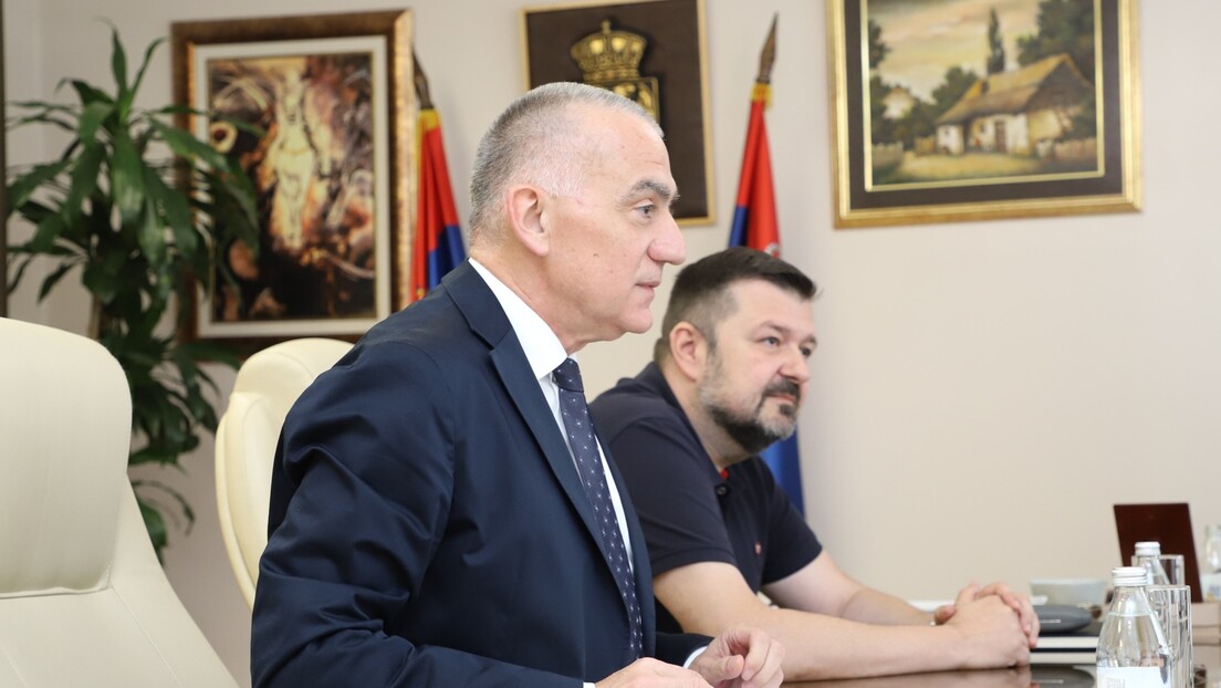Vujić: Zbog sporne fotografije predmet "Nadstrešnica" moglo bi da preuzme Vrhovno tužilaštvo