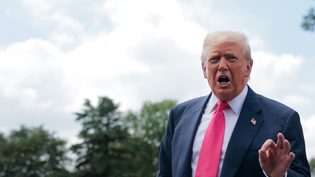 Трамп о иранским нуклеарним постројењима: Збрисана су, боље да граде нова