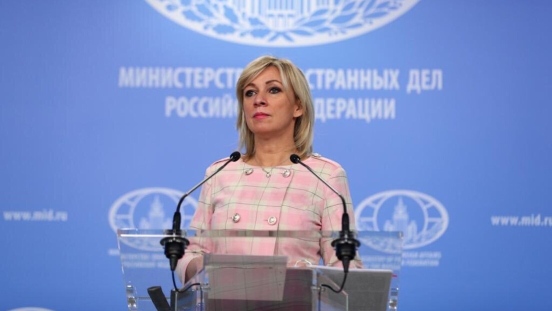 Zaharova: Pariz spreman da žrtvuje hrišćanstvo i Dan pobede zarad neonacista iz Kijeva