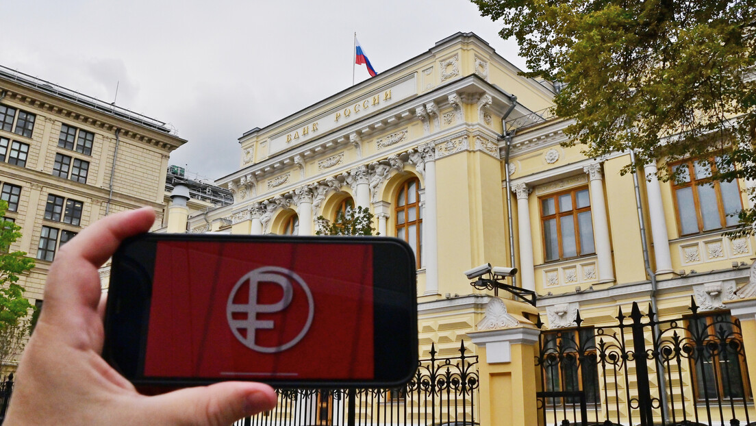 Putin potpisao: Počinje digitalna era rublje