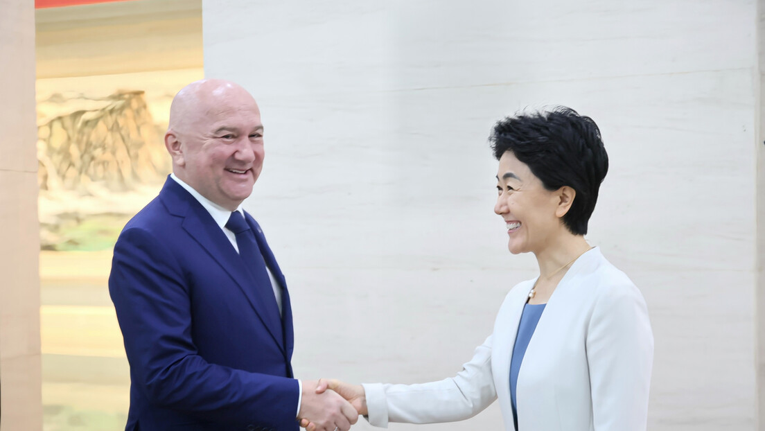 Popović u Pekingu: Kina za razliku od drugih sila, ne postavlja nikakve uslove Srbiji