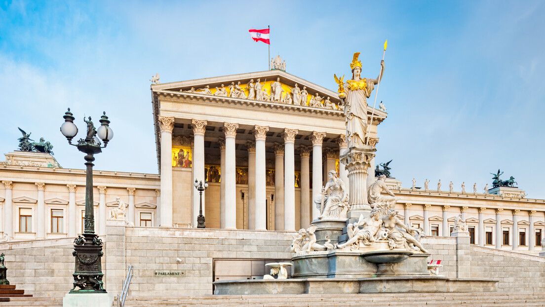 Zaharova: Austrija i neutralnost su nespojivi