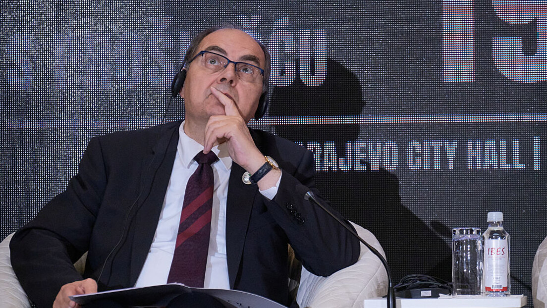 Šmit se oglasio: Koliko planira da ostane u Sarajevu
