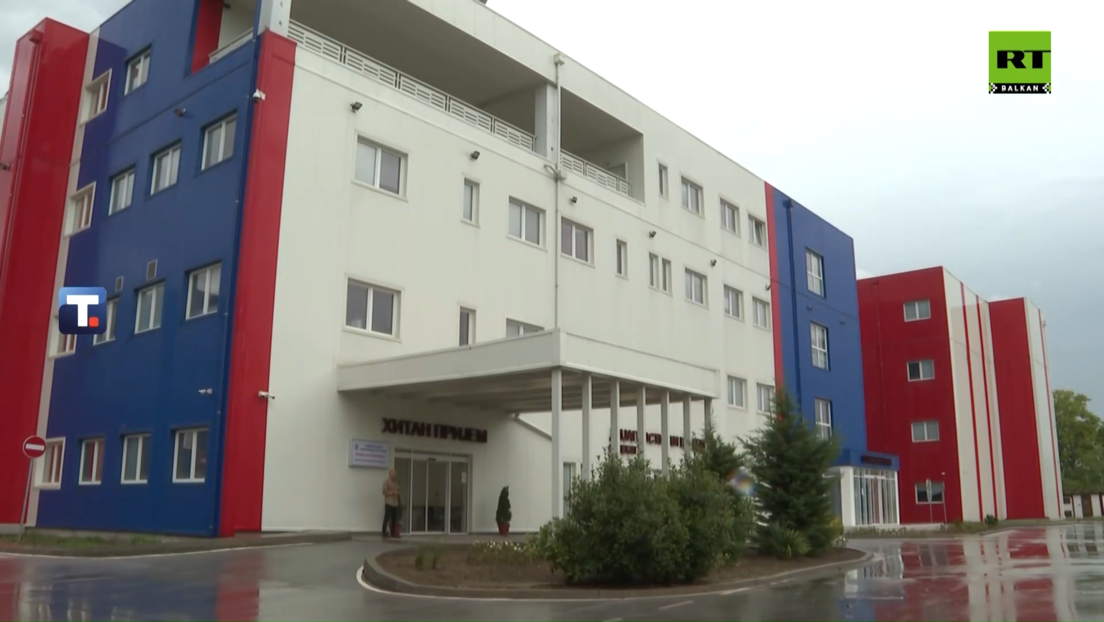 Predsednik u bivšoj kovid bolnici u Batajnici: Moramo da pokažemo veću brigu o starima
