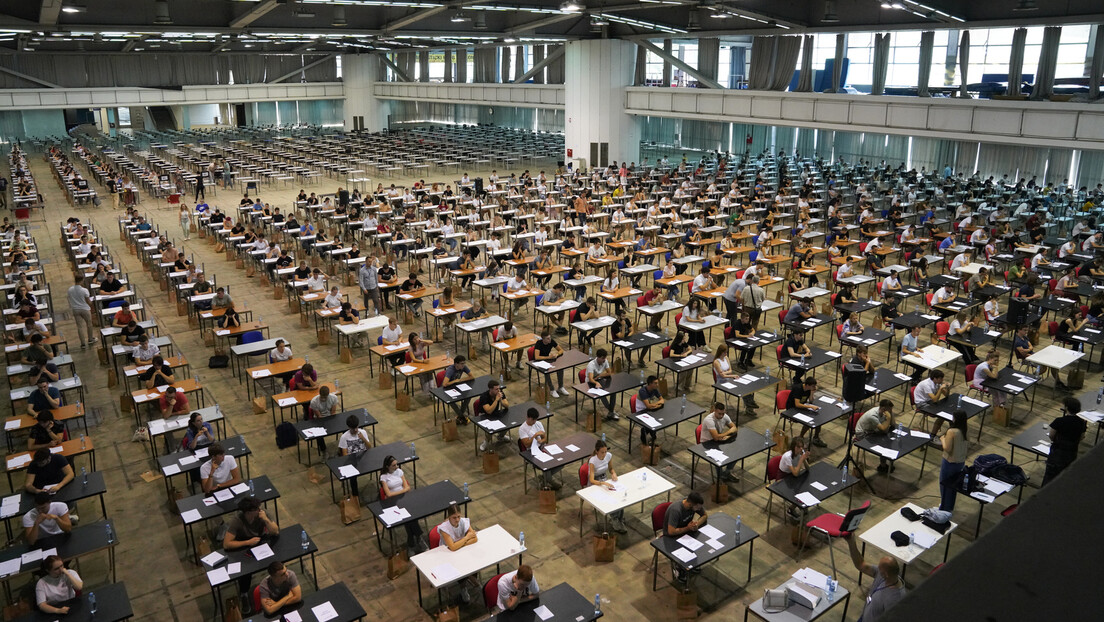 Ispravljena nepravda prema studentima koji žele da promene fakultet ili da studiraju dva