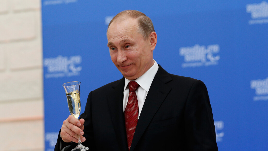 Putin čestitao zlatnim plivačima: "Potvrdili ste visok nivo ruske škole"