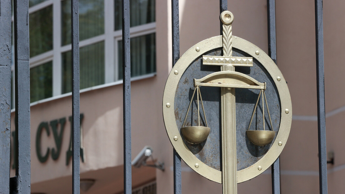 Organizovali podmetanje požara uoči Dana pobede: Osuđeni na 15 i 17 godina zatvora