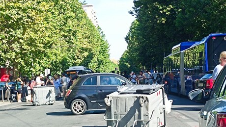 Blokade ulica: Većina barikada uklonjena do jutra, u nekoliko ulica ponovo obustavljen saobraćaj