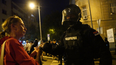 МУП: Полиција није ушла у просторије Правног факултета, приведене 23 особе