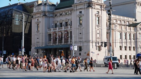 Дачић: Сви мостови у Београду проходни, од јутрос 1.300 окупљених на 11 локација у граду