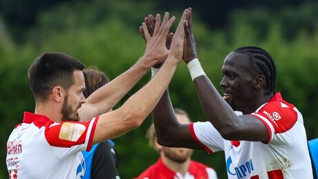 Звезда рутински победила аустријског друголигаша, стрелци Иванић и Ендиаје