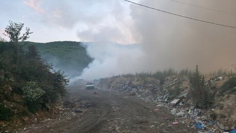 Olujno nevreme u Srbiji: Jak vetar, više od 200 požara, u Novom Sadu povređene žena i devojčica
