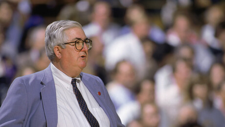 Преминуо некадашњи тренер Јуте Френк Лејден