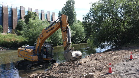 Milović: Izgradnja mostova Kurtijev politički projekat, EU i KFOR da ga spreče