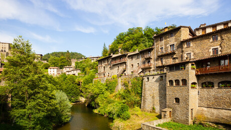 Заборавите Париз и Рим: "Детоур" дестинације мењају правила путовања и освајају свет