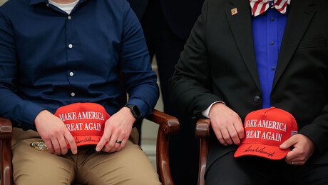 Бес МАГА покрета због слања оружја Украјини: Ово није наш рат