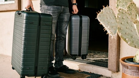 Koferi sadrže više bakterija nego ve-ce šolje javnih toaleta, otkriva nova studija