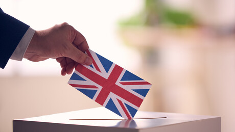 Starmer daje pravo glasa šesnaestogodišnjacima: Plati porez, uzmi glasački listić