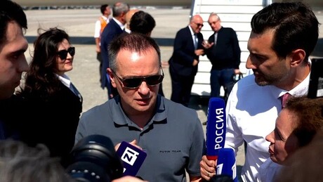 To je ta ekipa: Šta piše na majici šefa ruske delegacije u Istanbulu (FOTO)