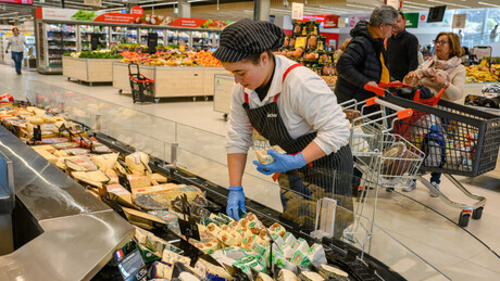 Влада изменила Уредбу: Шта ће бити са "сиром" од палминог уља