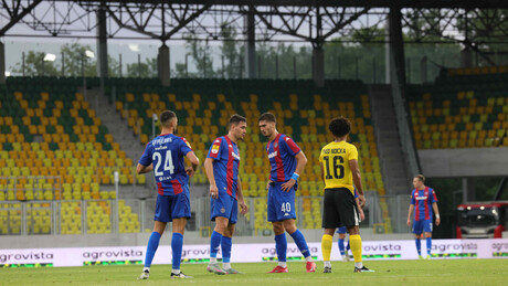 "Убиј Србина" у Пољској, скандал навијача украјинске Олександрије