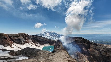 Kamčatka: Koloritno poluostrvo na samom istoku Rusije čiji vulkani i gejziri oduzimaju dah