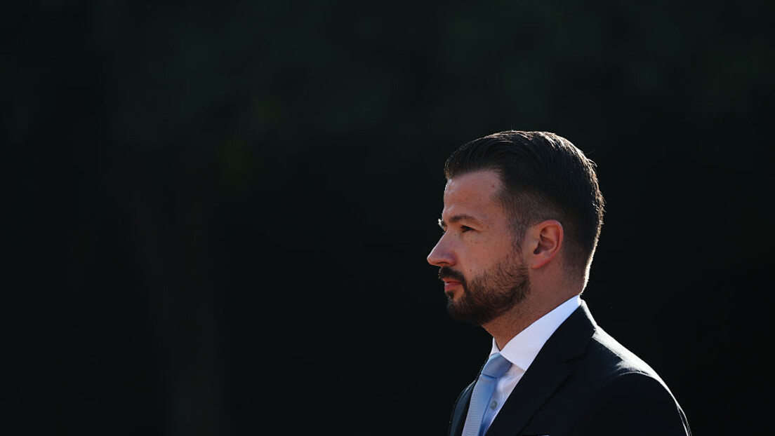 Porez, kum i "Plantaže": Crnogorska drama u vinogradu sa pevanjem i plakanjem