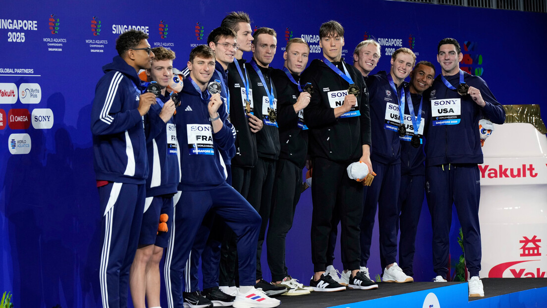 Rusija je plivačka velesila – još dve zlatne medalje na Svetskom prvenstvu u Singapuru