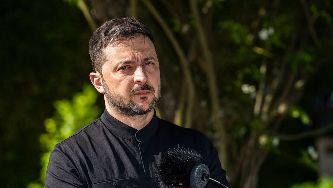 Запад наставља да наоружава Кијев: Зеленски разговарао са Трампом "о окончању сукоба"