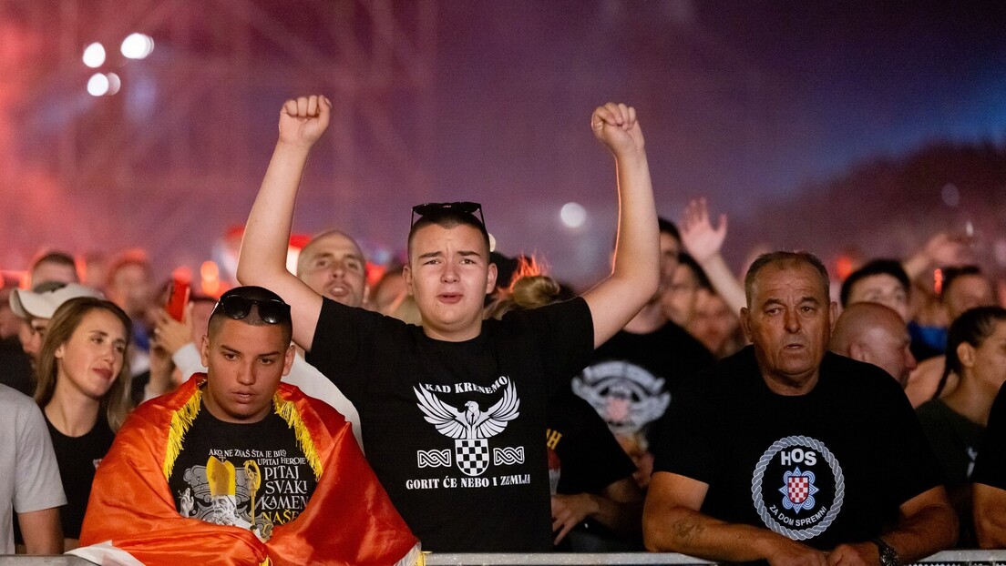 Ustaški poklič se ori Hrvatskom: I deca kliču " Za dom spremni"