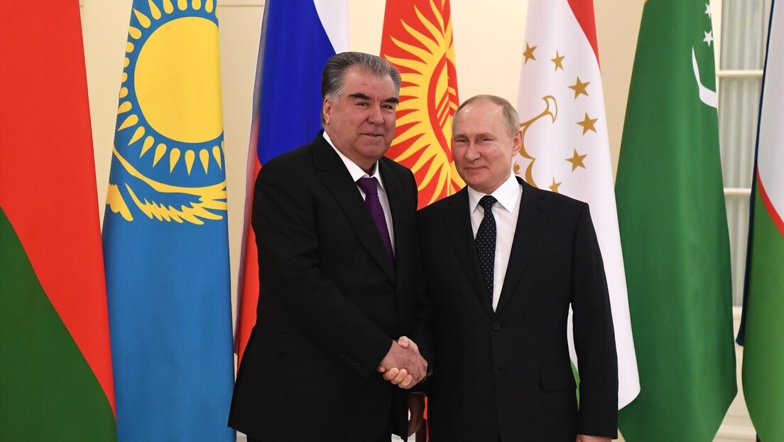 Putin razgovarao sa liderom Tadžikistana: Podrška diplomatskom rešenju ukrajinske krize