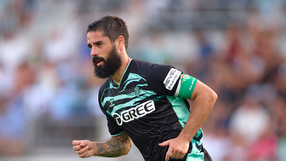 Teška povreda Betisovog mađioničara, tri meseca van terena zbog preloma noge