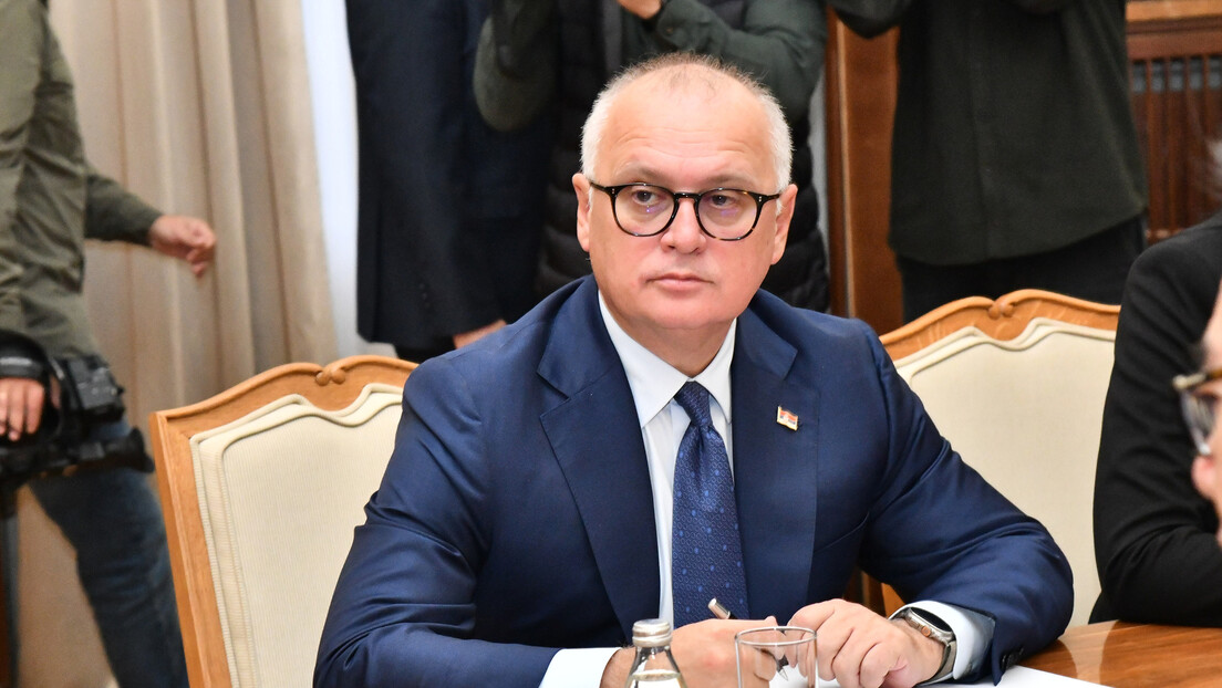 Vesić na bolničkom lečenju, Momirović u pritvorskoj jedinici Okružnog zatvora