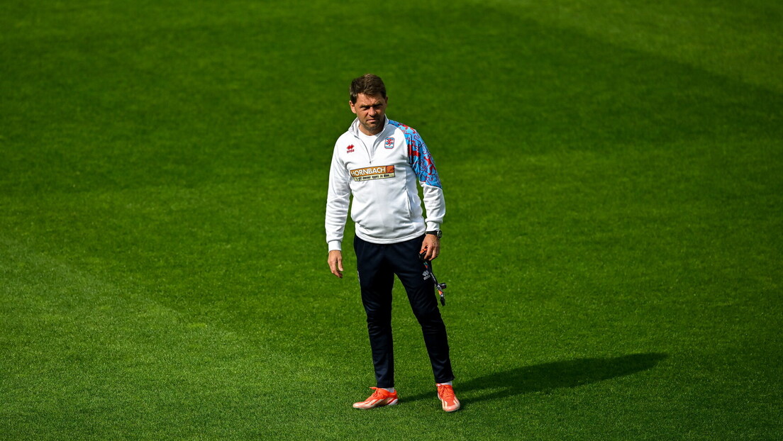 Selektor napustio klupu posle 15 godina u državnom timu