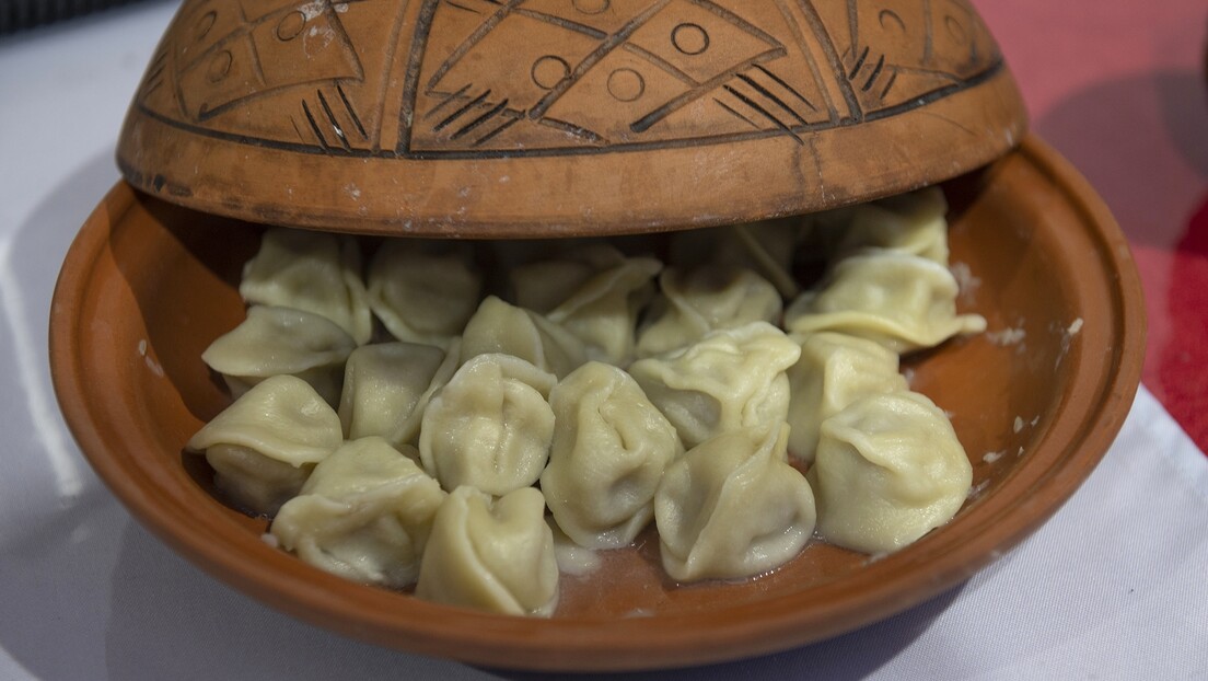 Уочи сусрета Путина и Трампа новинари на Аљасци опседају ресторан руске кухиње