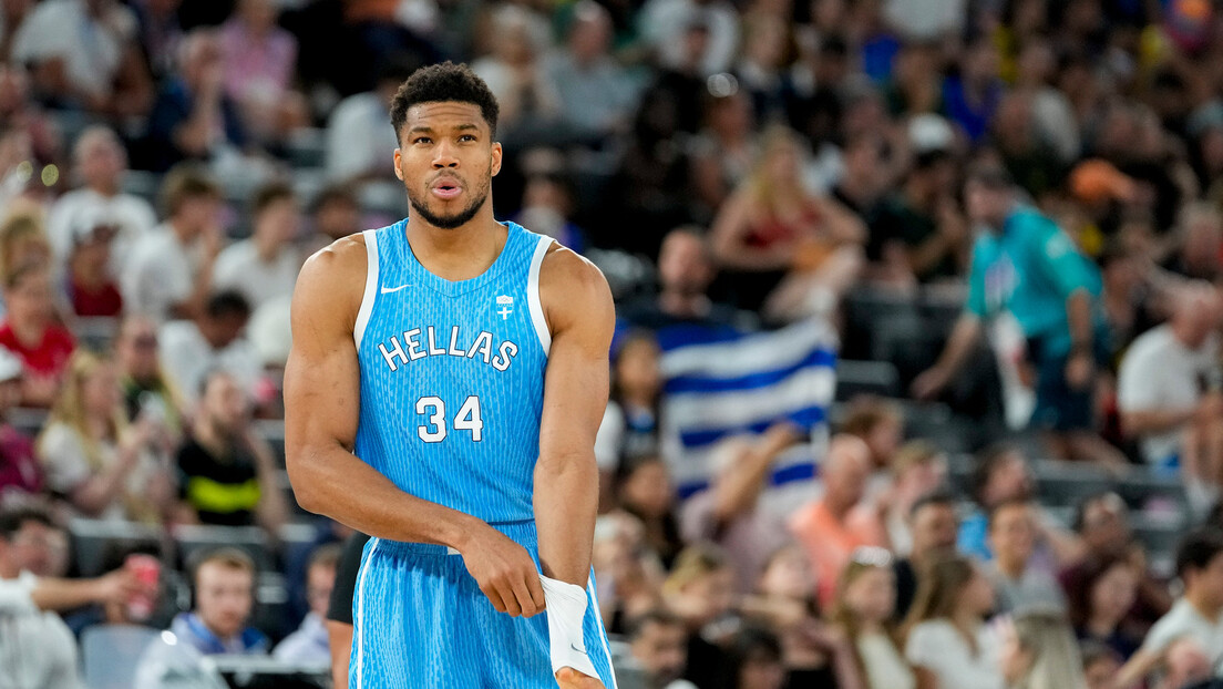 Problem za Grke, Milvoki zabranio Janisu da igra